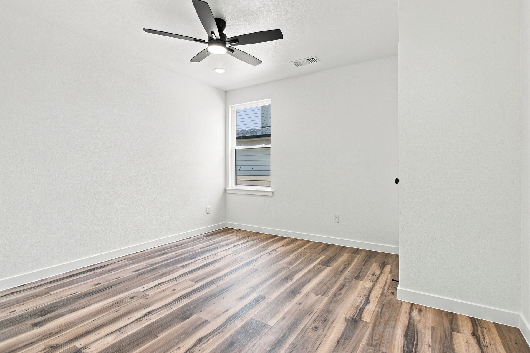 Interior detail of 106 E Miller Street