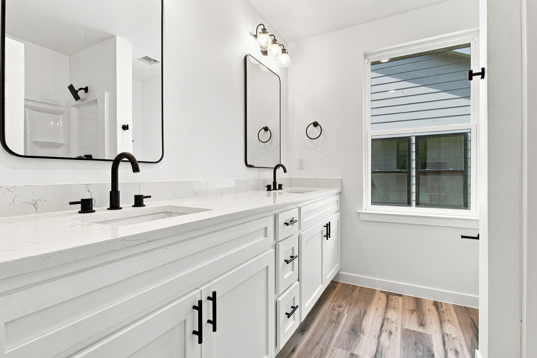 Interior detail of 106 E Miller Street