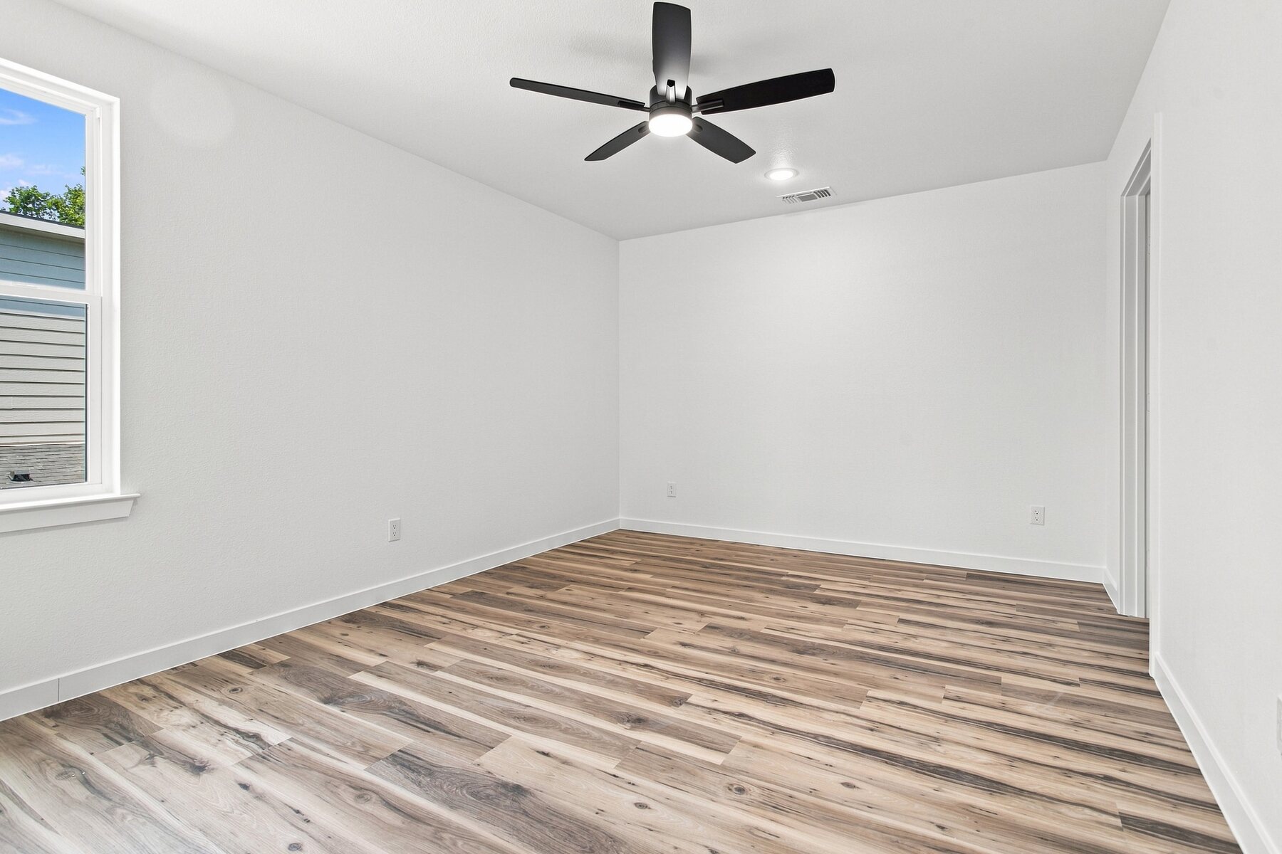 Interior detail of 106 E Miller Street